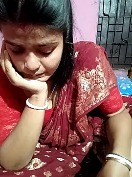 Snapshot of Hot_Pakhi chatting on 02/20/25, 06:02 Hot Pakhi online show from 02/20/25, 06:02