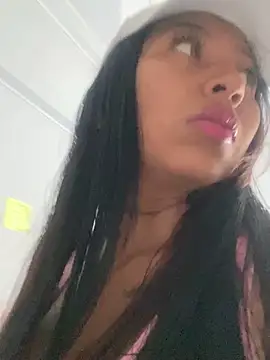 Snapshot of luisa16xxx chatting on 02/26/25, 09:05 luisa16xxx online show from 02/26/25, 09:05