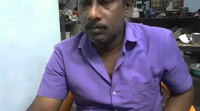 Snapshot of tamilsxman chatting on 12/12/24, 04:10 tamilsxman online show from 12/12/24, 04:10