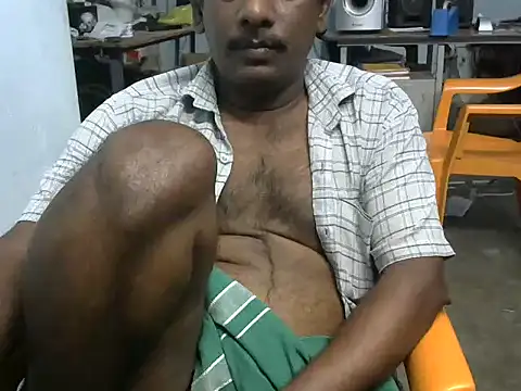 Snapshot of tamilsxman chatting on 12/28/24, 03:59 tamilsxman online show from 12/28/24, 03:59