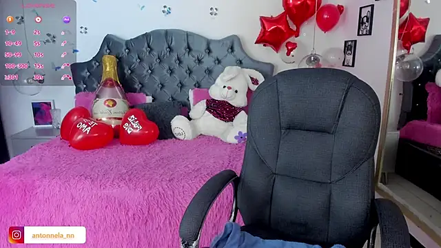  Antonnela  online show from 02/19/25, 01:17