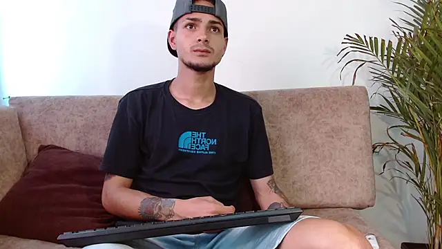 Jeffstyle18 online show from 10/22/25, 07:46