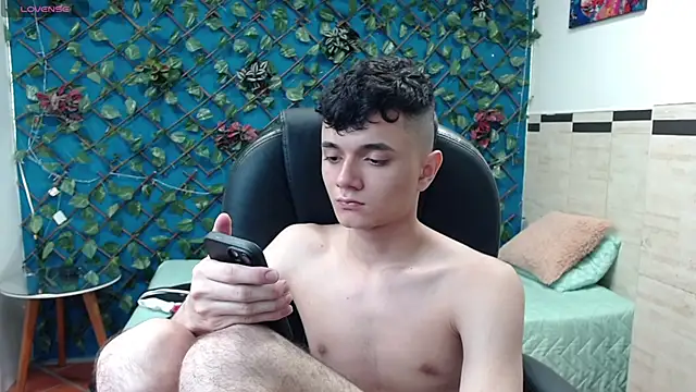 Waturox online show from 02/17/25, 10:36