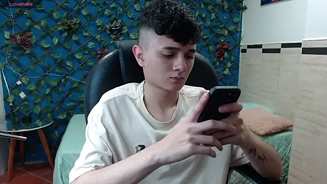 Waturox online show from 02/19/25, 07:27