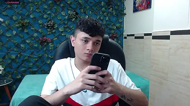 Waturox online show from 03/19/25, 07:06