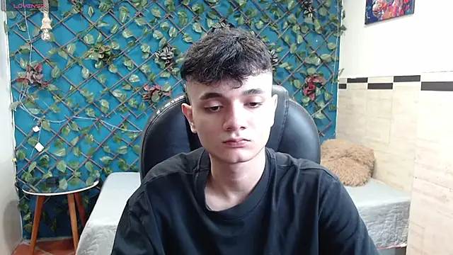 Waturox online show from 10/21/25, 07:14