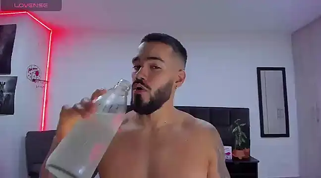 Alexander Martines online show from 02/08/25, 11:24