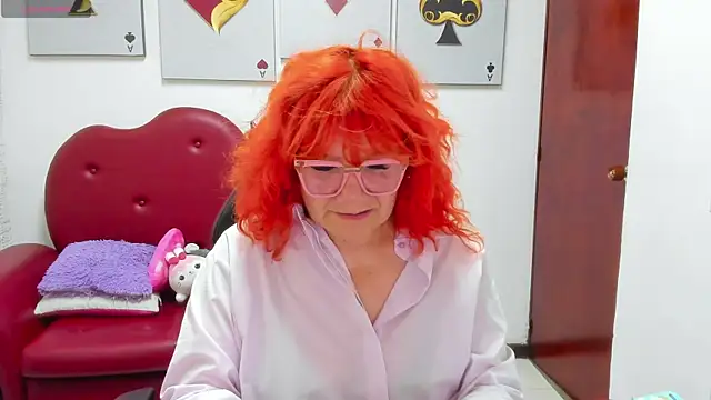 Snapshot of Salomeediaz_ chatting on 04/12/26, 01:16 Salomeediaz online show from 04/12/26, 01:16