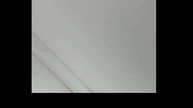 Snapshot of DaphneLloyd chatting on 04/30/26, 06:20 DaphneLloyd online show from 04/30/26, 06:20
