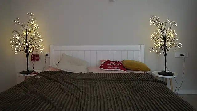 PamelaXX  online show from 02/05/25, 09:40