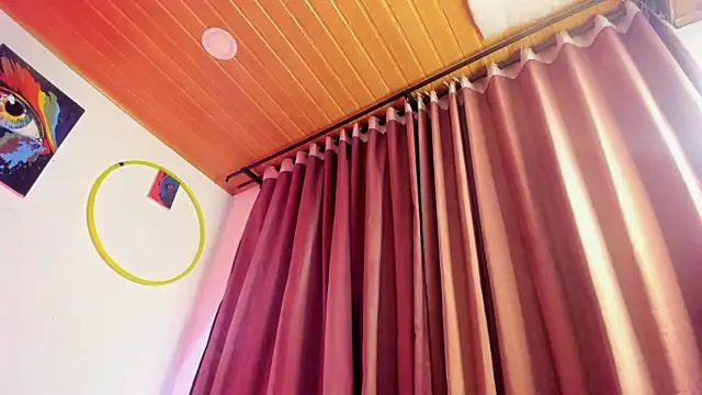 Snapshot of nicole_volkov chatting on 01/31/25, 02:48 nicole volkov online show from 01/31/25, 02:48