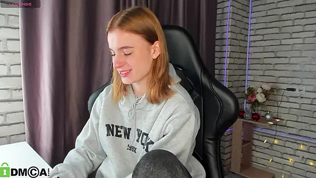 Snapshot of Stacey_Brown chatting on 01/19/26, 01:20 Stacey Brown online show from 01/19/26, 01:20