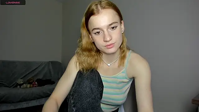 Snapshot of Stacey_Brown chatting on 02/05/26, 01:43 Stacey Brown online show from 02/05/26, 01:43