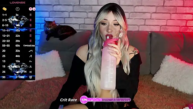Snapshot of Eva_Evile chatting on 04/03/26, 10:02 Eva Evile online show from 04/03/26, 10:02