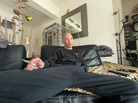 Snapshot of Germankink chatting on 03/17/26, 11:46 Germankink online show from 03/17/26, 11:46