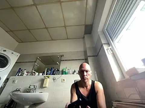 Snapshot of Germankink chatting on 03/20/26, 12:10 Germankink online show from 03/20/26, 12:10