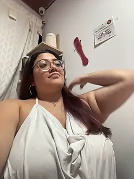 KathyGonzalez online show from 11/02/25, 03:09