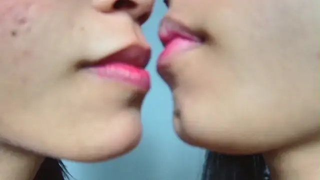 strawberrymia68 online show from 02/06/25, 01:10