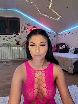 SelenaBee online show from 06/11/26, 07:17