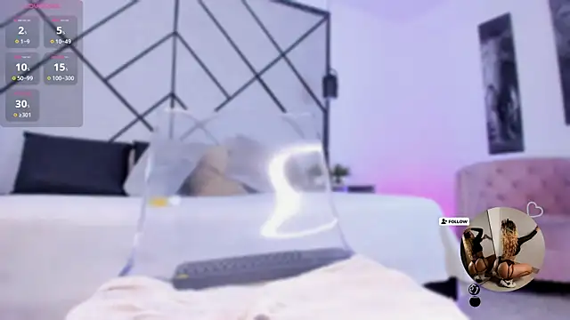 Snapshot of Natasha_Smith09 chatting on 12/26/24, 10:52 Natasha Smith09 online show from 12/26/24, 10:52