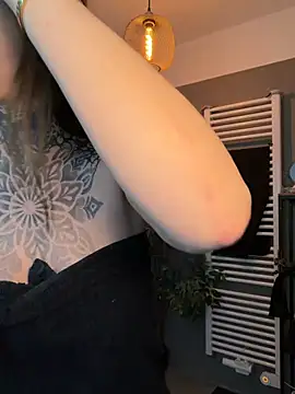 ElenaHaze online show from 05/07/26, 07:19