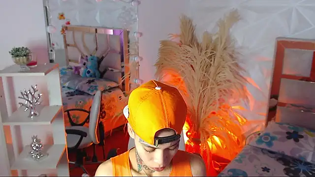 Snapshot of Jonesliam23 chatting on 01/07/26, 06:54 Jonesliam23 online show from 01/07/26, 06:54