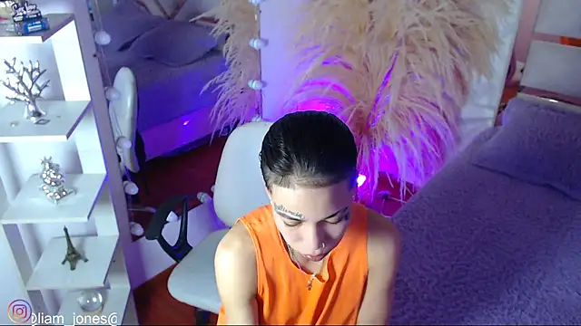 Snapshot of Jonesliam23 chatting on 02/09/26, 07:18 Jonesliam23 online show from 02/09/26, 07:18