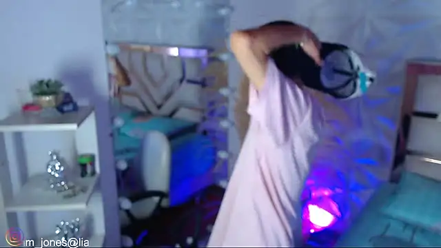 Snapshot of Jonesliam23 chatting on 02/24/26, 07:12 Jonesliam23 online show from 02/24/26, 07:12