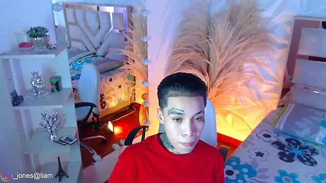 Snapshot of Jonesliam23 chatting on 03/14/26, 07:30 Jonesliam23 online show from 03/14/26, 07:30