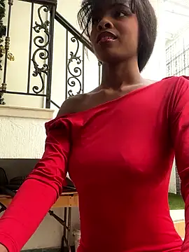 Snapshot of adaraSmiith chatting on 12/07/24, 09:00 adaraSmiith online show from 12/07/24, 09:00