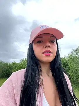Vanesskaa online show from 06/07/26, 12:42