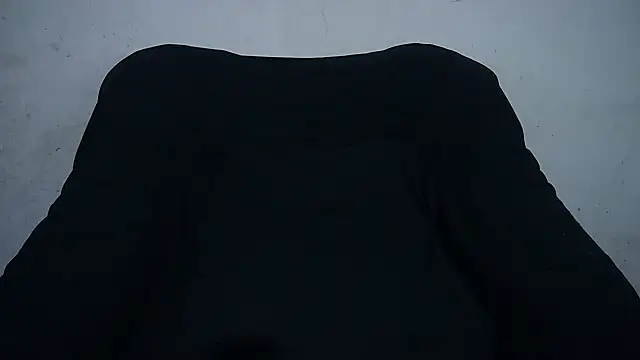 Snapshot of LureLily chatting on 11/20/25, 01:00 LureLily online show from 11/20/25, 01:00