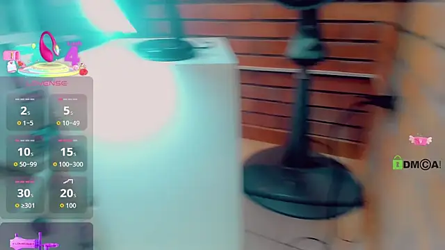 EmilyySaenz online show from 09/11/25, 05:13