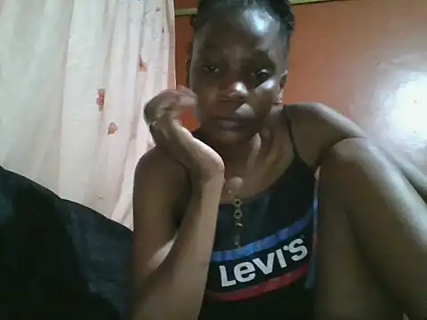 Snapshot of slim_girl02 chatting on 06/09/26, 05:46 slim girl02 online show from 06/09/26, 05:46