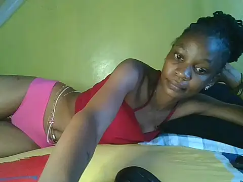 Snapshot of slim_girl02 chatting on 06/13/26, 05:05 slim girl02 online show from 06/13/26, 05:05