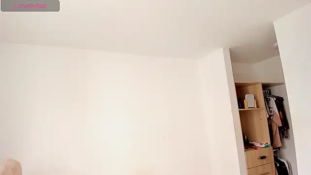 rose scottt online show from 09/11/25, 03:01