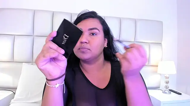 Snapshot of DojaAissha chatting on 01/27/25, 03:26 DojaAissha online show from 01/27/25, 03:26