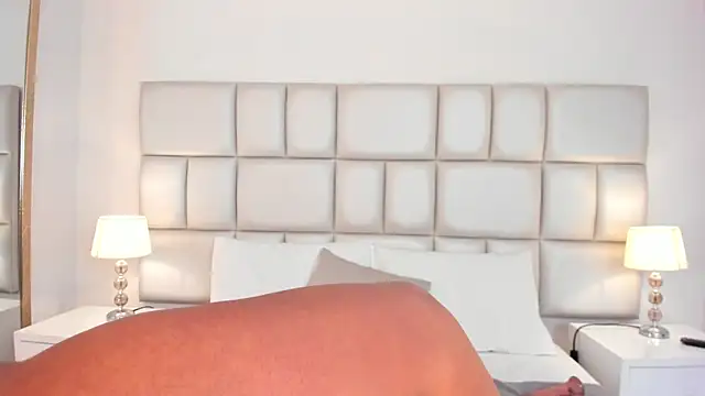 Snapshot of DojaAissha chatting on 01/29/25, 03:33 DojaAissha online show from 01/29/25, 03:33