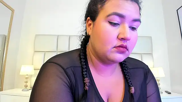 Snapshot of DojaAissha chatting on 02/01/25, 03:30 DojaAissha online show from 02/01/25, 03:30