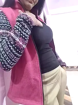 Snapshot of Bittu-rani chatting on 12/10/24, 12:05 Bittu-rani online show from 12/10/24, 12:05