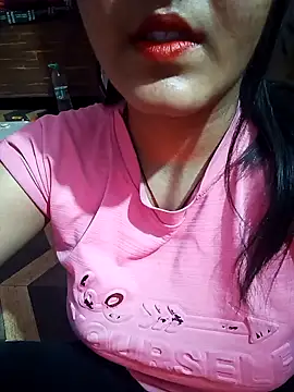Snapshot of Bittu-rani chatting on 01/22/25, 01:53 Bittu-rani online show from 01/22/25, 01:53