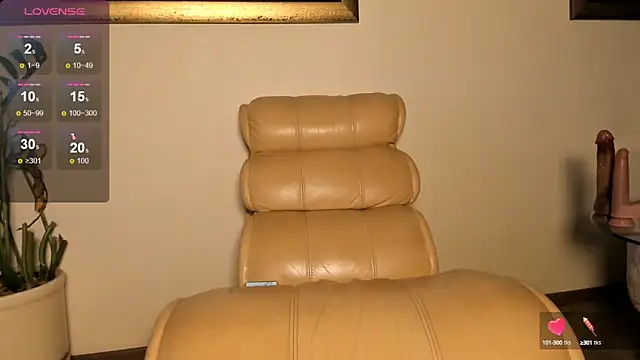 Snapshot of luna-catt chatting on 03/20/25, 10:51 luna-catt online show from 03/20/25, 10:51