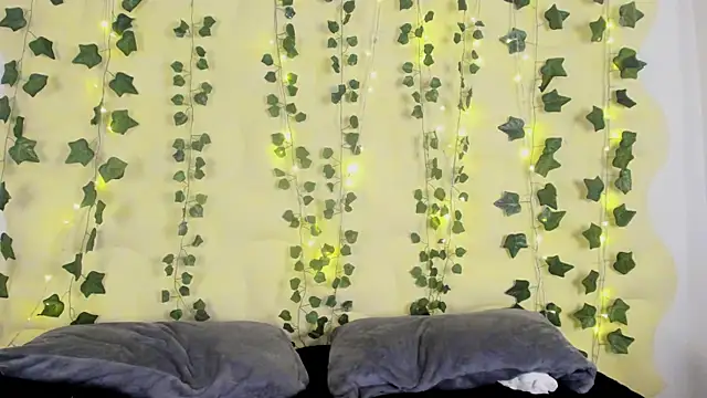 Snapshot of Natasha_Nasty2 chatting on 02/25/25, 03:52 Natasha Nasty2 online show from 02/25/25, 03:52