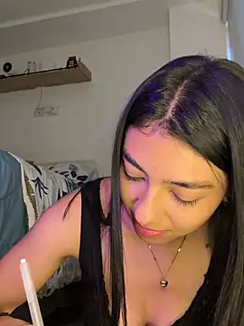 Liissa cute  online show from 05/11/26, 04:04