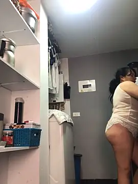 Sweeetness Milf online show from 02/20/25, 07:52