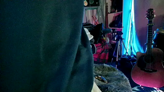 Snapshot of Barry_Indica chatting on 01/03/25, 08:11 Barry Indica online show from 01/03/25, 08:11