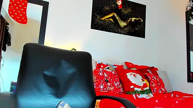 KimberlyBanks2 online show from 12/13/25, 07:53