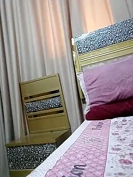 Snapshot of Naariman chatting on 01/01/25, 08:56 Naariman online show from 01/01/25, 08:56