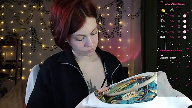 Snapshot of Your_Corvus chatting on 01/14/25, 07:06 Your Corvus online show from 01/14/25, 07:06