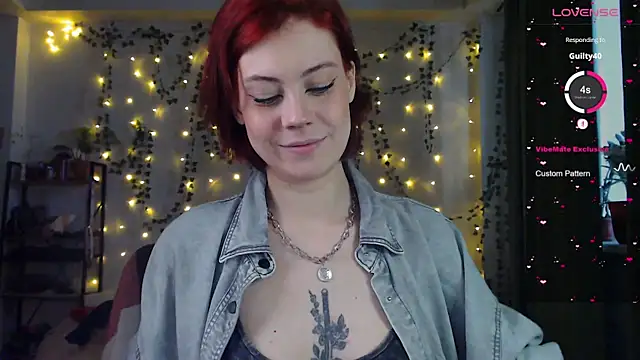 Snapshot of Your_Corvus chatting on 03/04/25, 08:13 Your Corvus online show from 03/04/25, 08:13